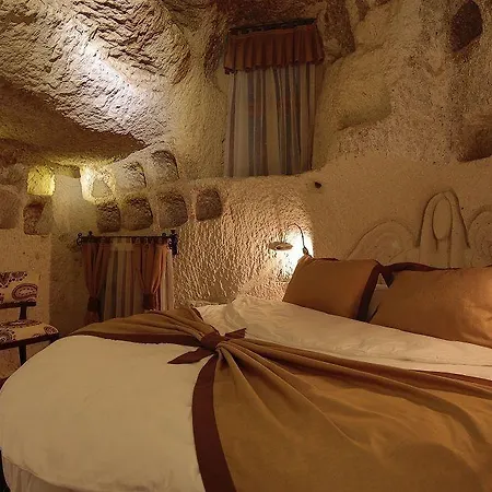 Panoramic Cave מלון