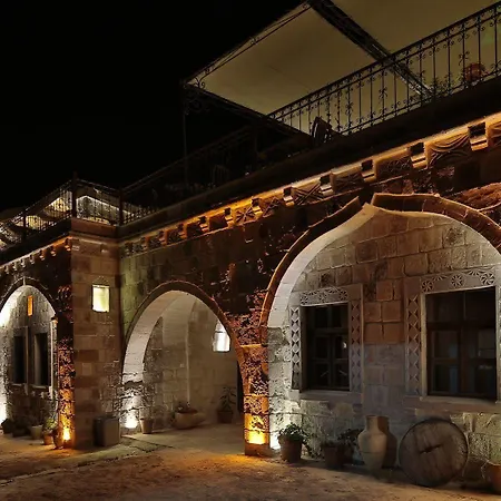 Panoramic Cave גורמה